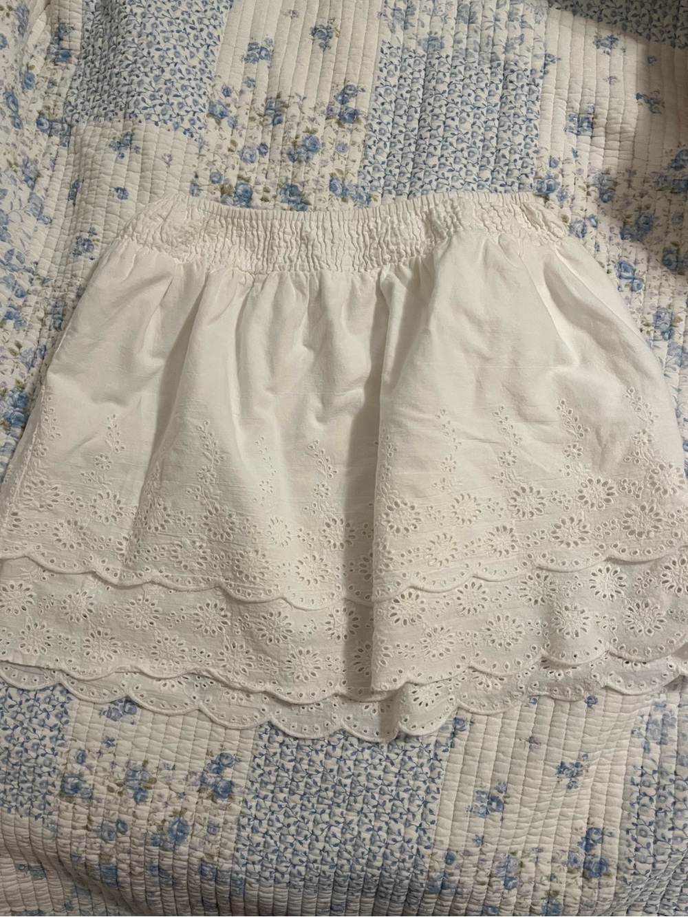 Cotton lace skirt